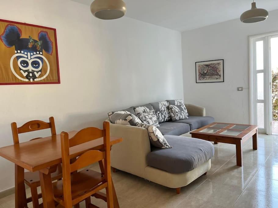 Playa Chica Apt With Terrace 100 M From The Sea Puerto del Carmen  Zewnętrze zdjęcie