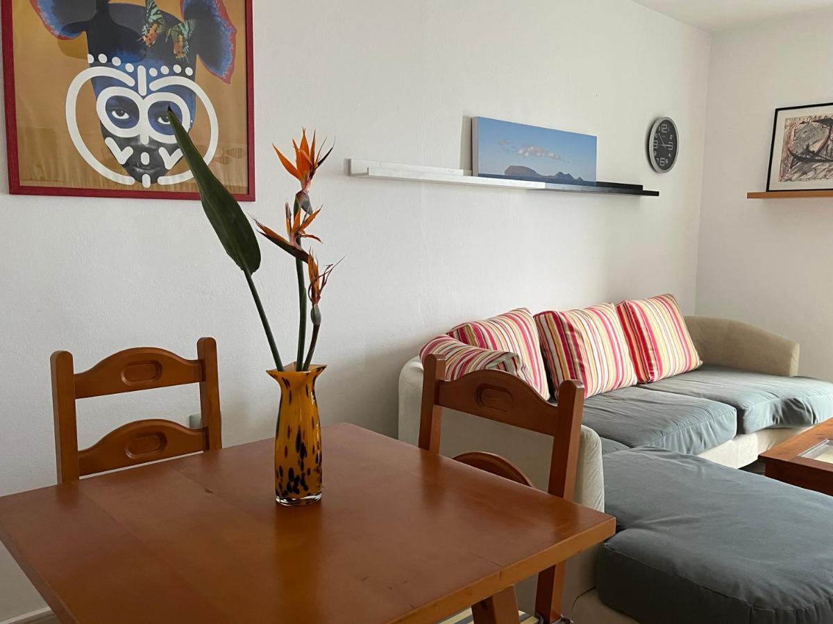 Playa Chica Apt With Terrace 100 M From The Sea Puerto del Carmen  Zewnętrze zdjęcie