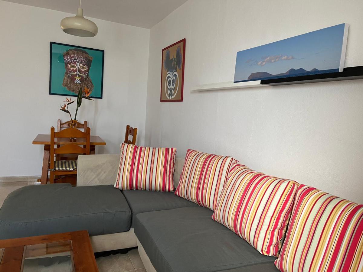 Playa Chica Apt With Terrace 100 M From The Sea Puerto del Carmen  Zewnętrze zdjęcie